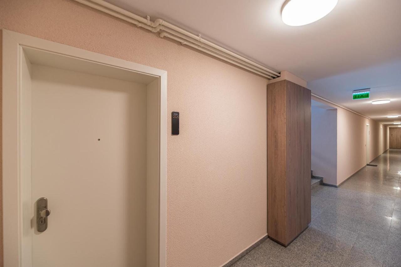 Rentforcomfort Apartment Ella 2 布拉索夫 外观 照片